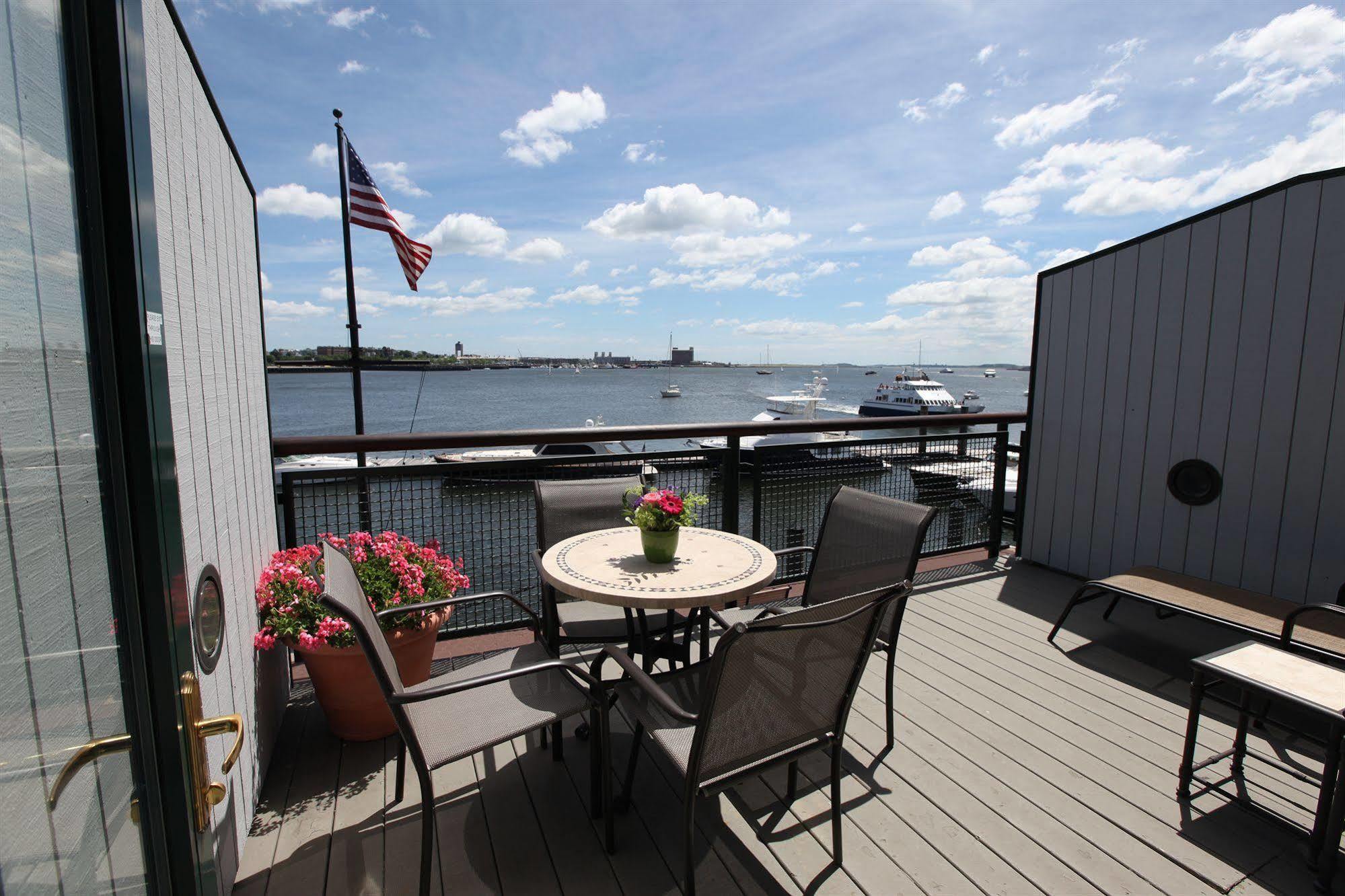 Boston Yacht Haven Ξενοδοχείο Εξωτερικό φωτογραφία